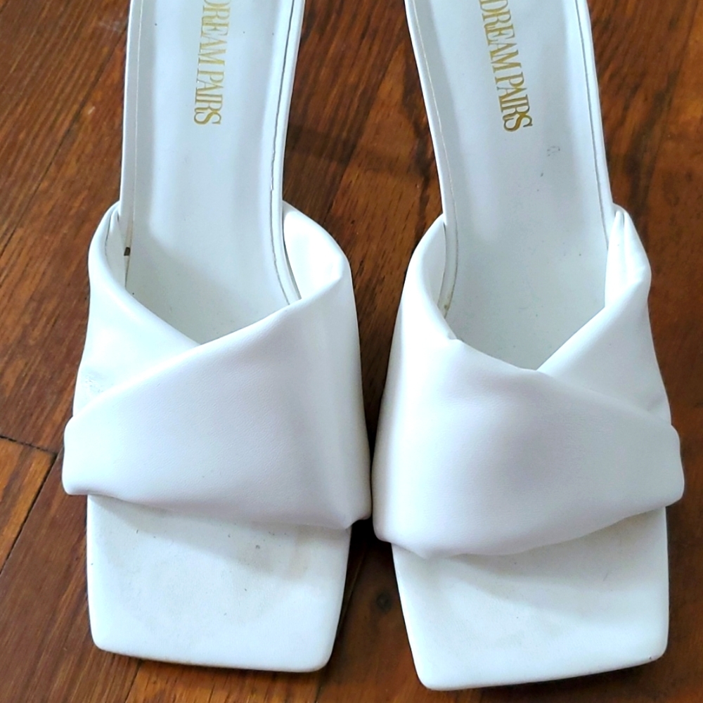 SANDALS!!!!